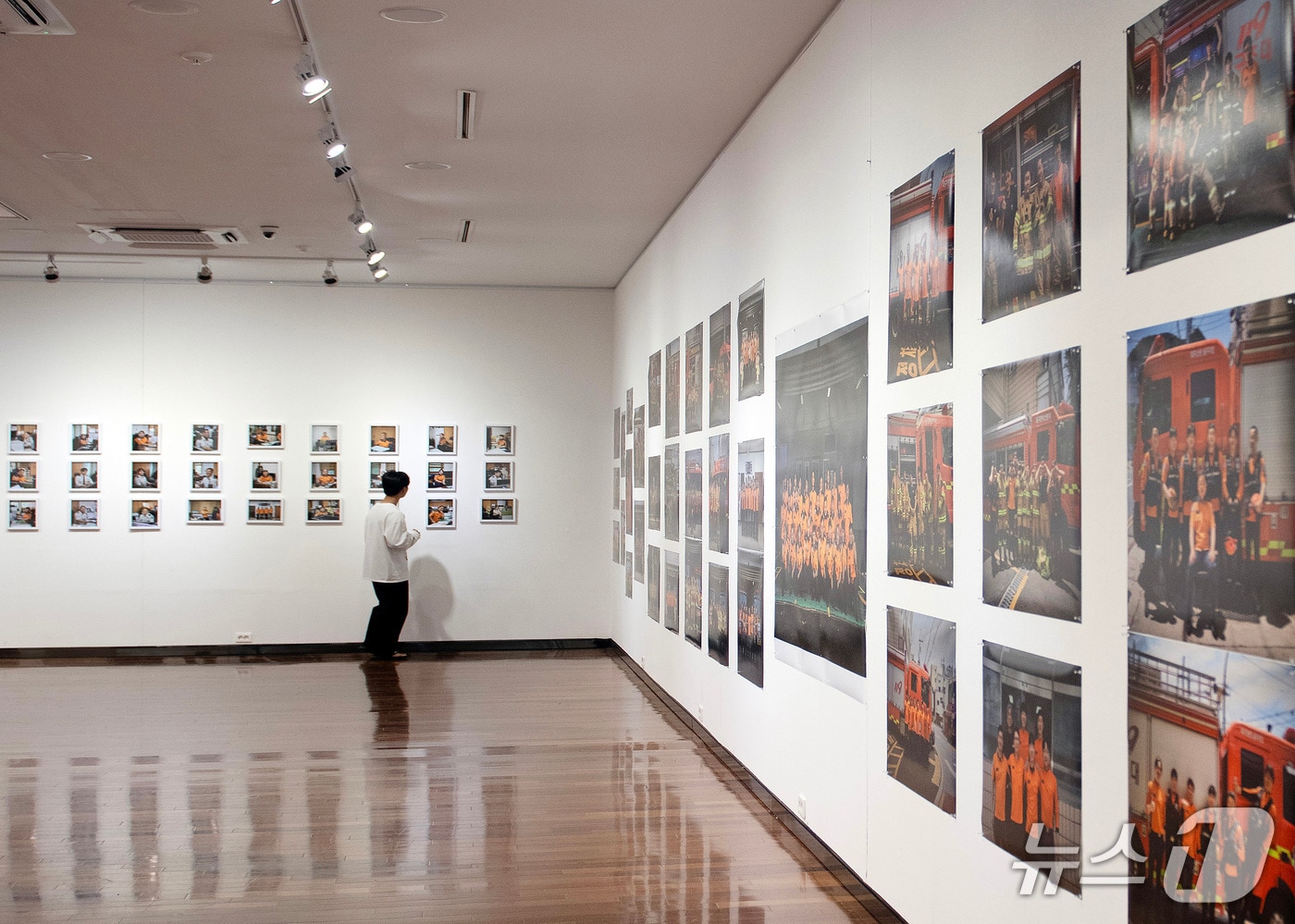 계명대 사진영상미디어과 학생들이 대구 중부소방서 소방관 360여명의 모습을 기록한 인물사진 전시회가 오는 8일까지 대명캠퍼스 극재미술관에서 열린다. (계명대 제공. 재판매 및 DB금지)