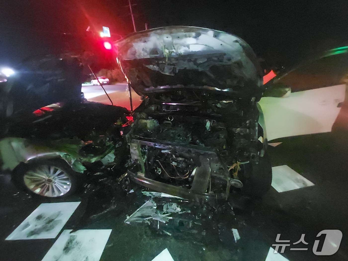 익산 차량 화재 현장.(전북소방본부 제공. 재판매 및 DB금지)