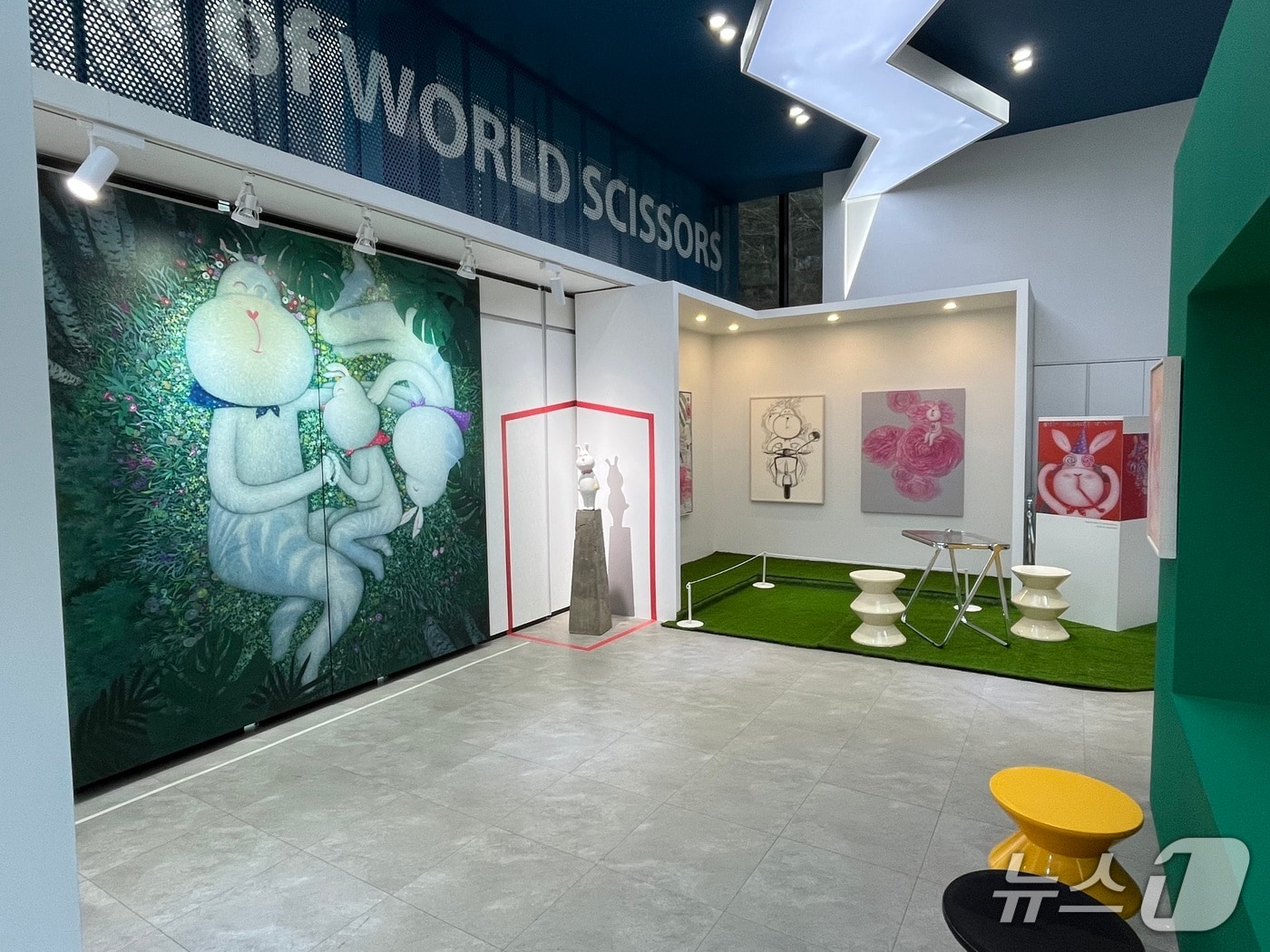 전북 진안군이 가위박물관 특별전시 '행복배달 왔어요'의 전시 기간을 오는 8월 17일까지 연장한다.(진안군제공. 재판매 및 DB금지)2025.7.31/뉴스1