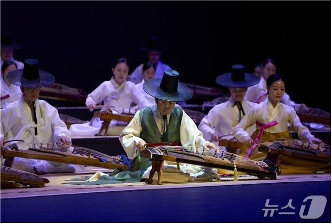 '2024 박대성류아쟁산조' 공연 모습.(부산시청 제공. 재판매 및 DB 금지)