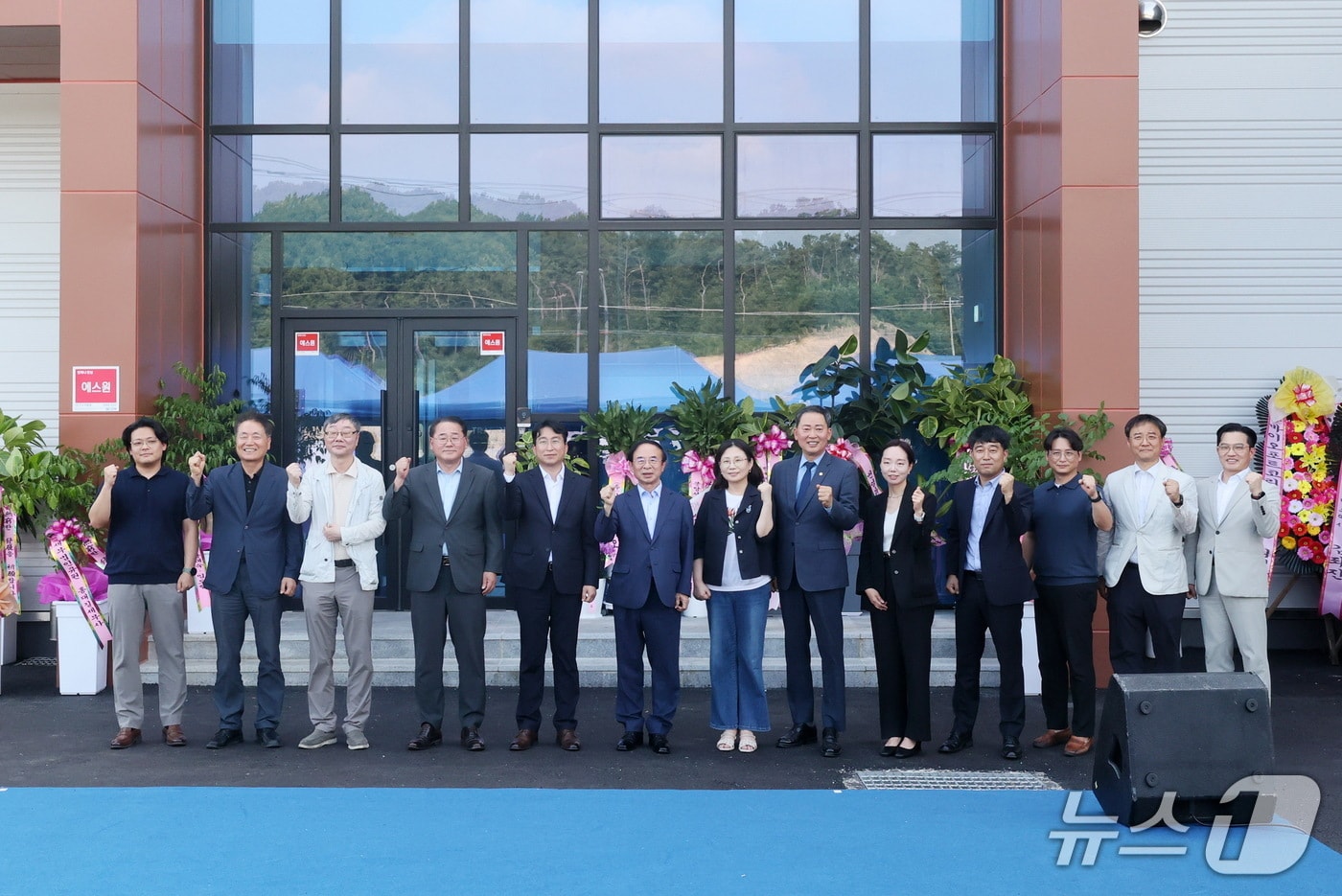 ㈜뉴트라코어가 전북 임실군 오수 제2농공단지에서 건강기능식품 GMP 공장 준공식을 갖고 있다.(임실군제공. 재판매 및 DB금지)2025.7.4/뉴스1