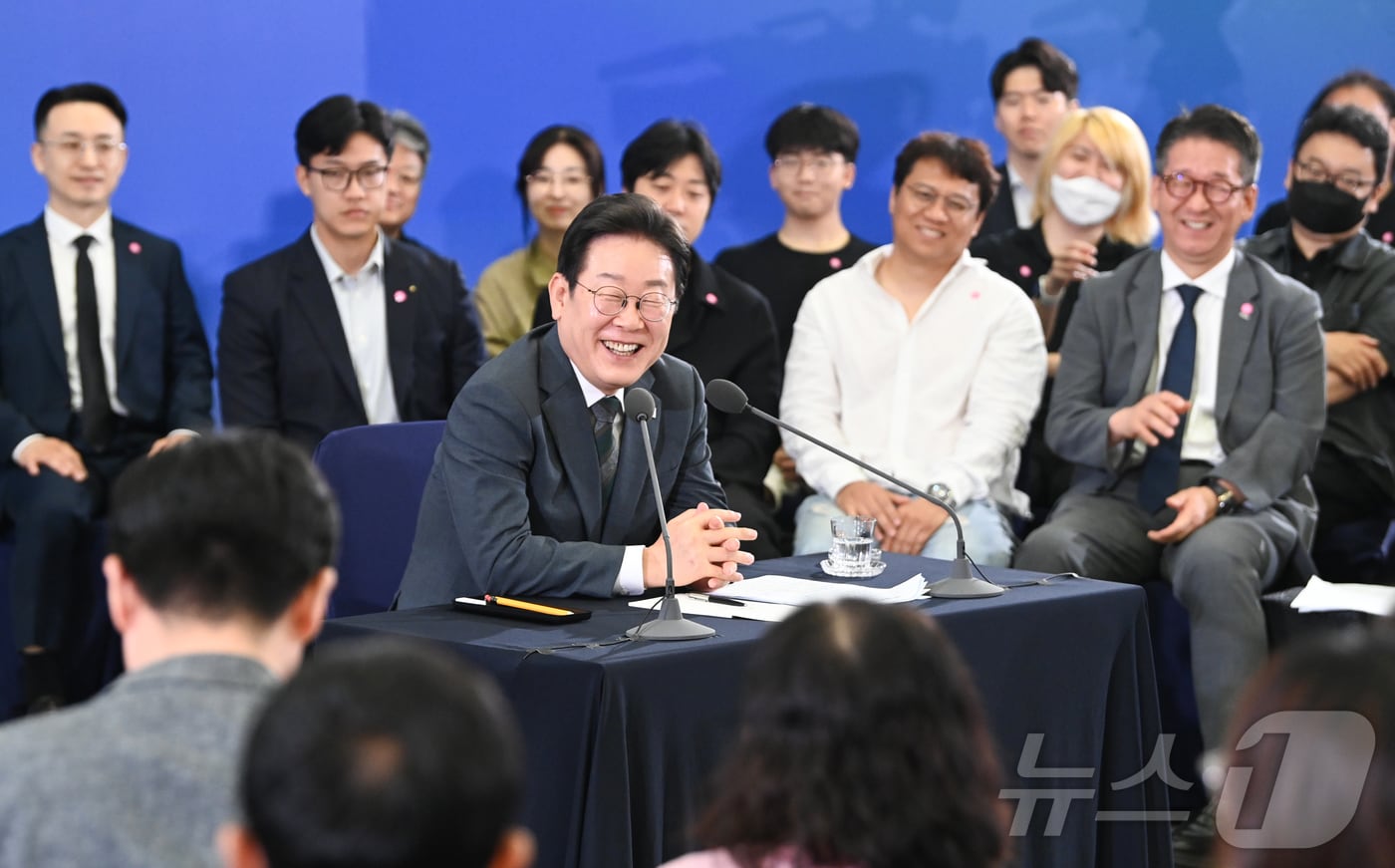 이재명 대통령이 4일 대전컨벤션센터에서 타운홀 미팅 형식으로 열린 '국민소통 행보 2탄, 충청의 마음을 듣다'에서 발언하고 있다.(대전충남사진공동취재단). 2025.7.4/뉴스1