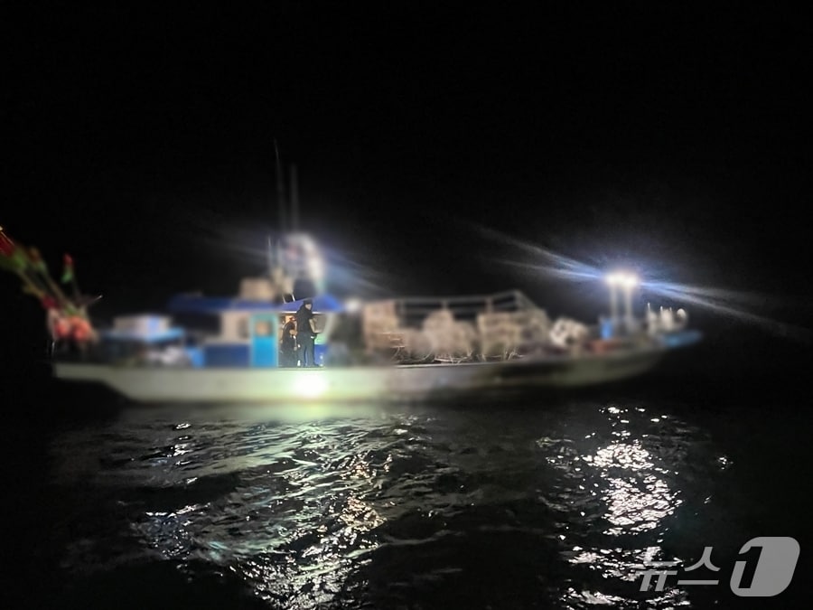 실종된 선원이 타고 있던 어선.&#40;군산해경 제공. 재판매 및 DB금지&#41;