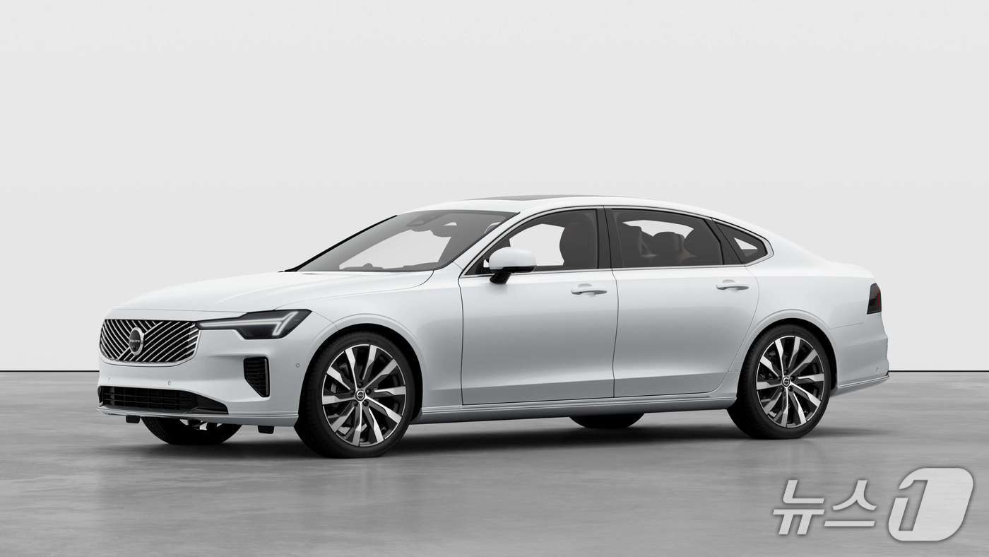 볼보자동차의 플래그십 세단 'S90'.(볼보 제공) 