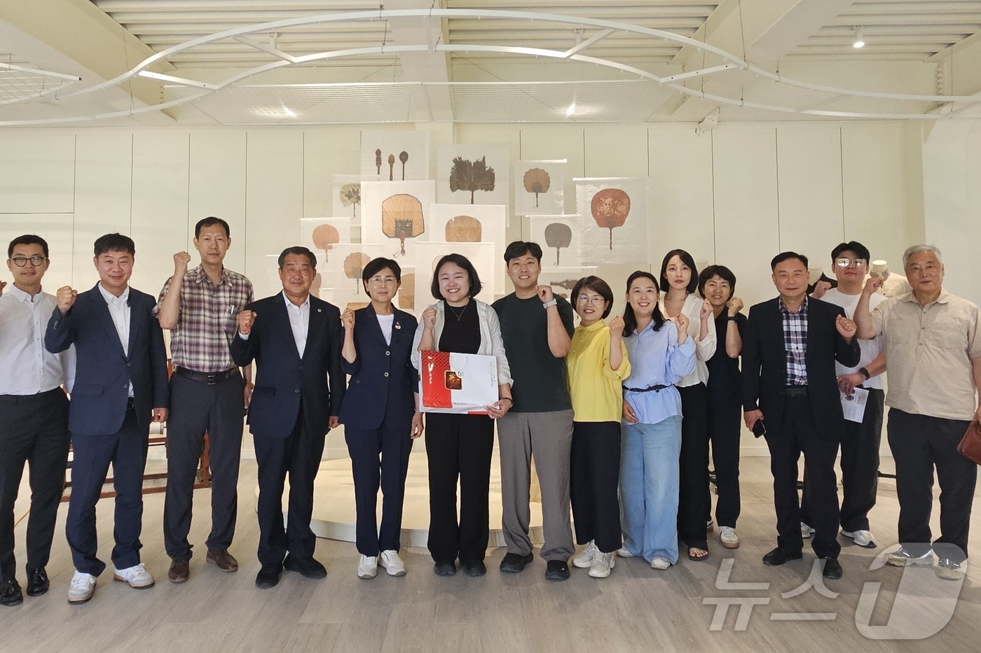 경북도의회 기획경제위원회가 7일 문경, 상주, 안동 등 북부권의 민생경제 현장을 찾아 일자리 창출과 사회적 가치 실현 우수사례를 살폈다.(경북도의회 제공, 재판매 및 DB 금지)ⓒ News1 김대벽기자