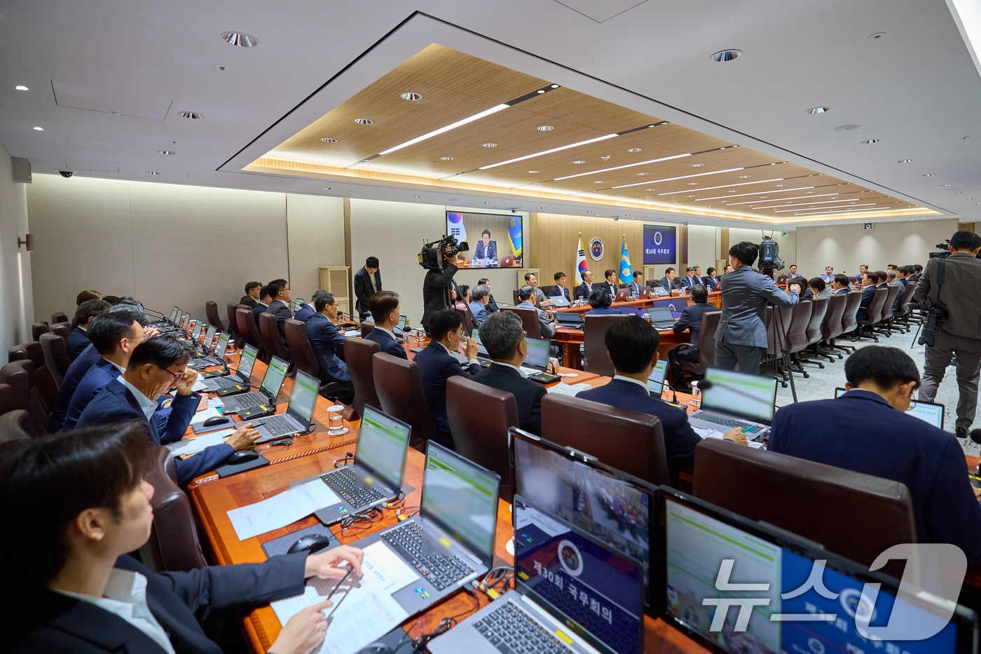이재명 대통령이 지난 8일 서울 용산 대통령실 청사에서 열린 국무회의에서 발언하고 있다. (이재명 대통령 SNS. 재판매 및 DB 금지) 2025.7.9/뉴스1 ⓒ News1 허경 기자