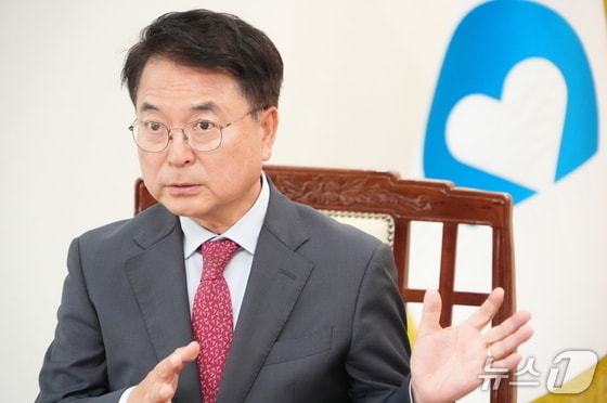 육동한 강원 춘천시장. (재판매 및 DB금지)/뉴스1