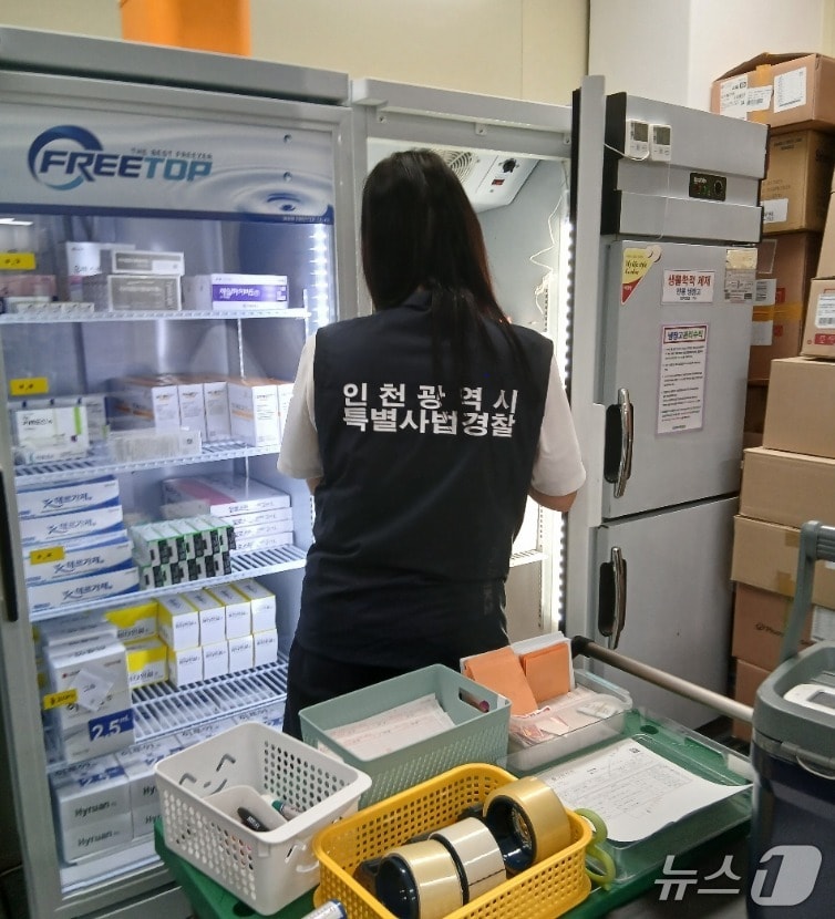 인천시 특별사법경찰 단속 모습.(인천시 제공. 재배포 및 DB금지)2025.8.11/뉴스1