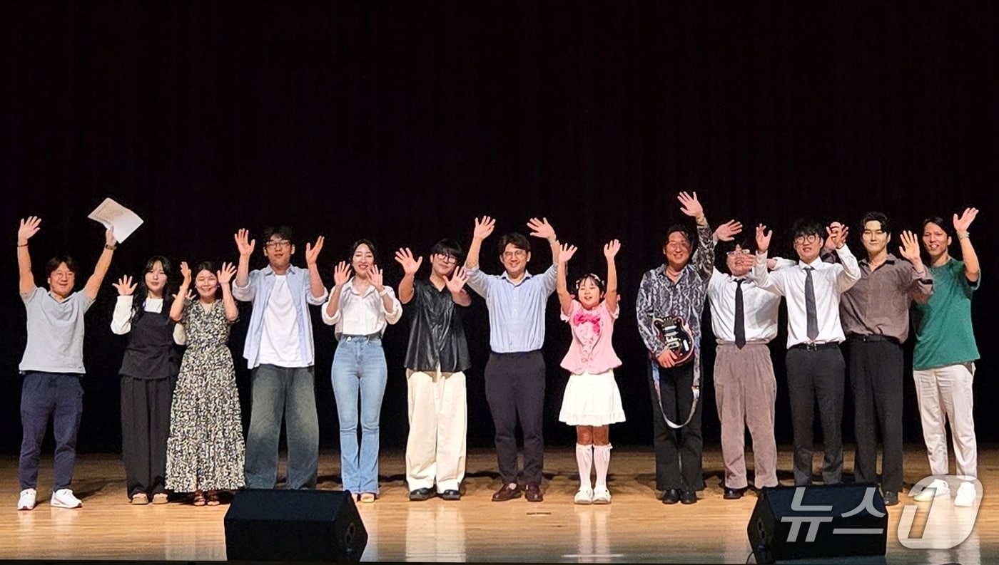 오는 9월 6일 충북 괴산종합운동장 특설무대에서 열리는 3회 유기농괴산가요제 본선 진출자들.(괴산군 제공, 재판매 및 DB금지)/뉴스1