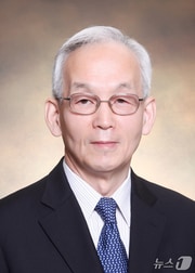 이은 서울대 화학부 명예교수. (대한민국학술원 제공)