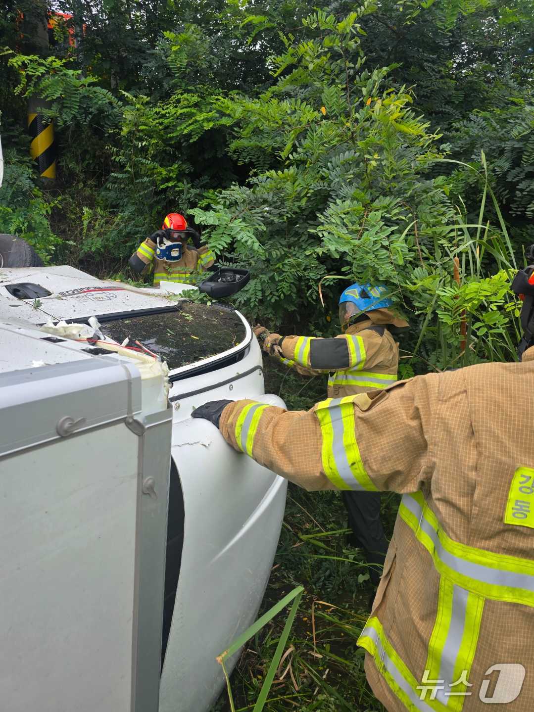강원 고성 토성면 교통사고 현장.&#40;강원도소방본부 제공, 재판매 및 DB금지&#41; 