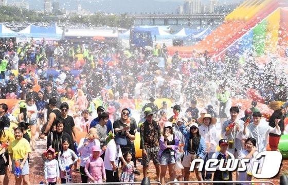 2022 워터버블 페스티벌 자료사진.(울산중구청제공. 재판매 및 DB 금지)