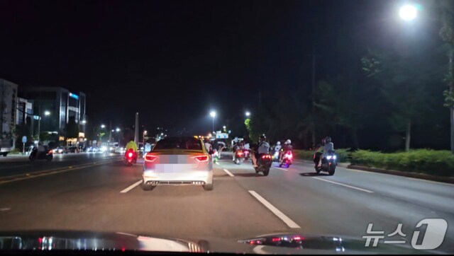 광복절 대구 시내에서 폭주족 무리가 이동하고 있다.(대구경찰청 제공. 재판매 및 DB 금지)2025.8.16/뉴스1