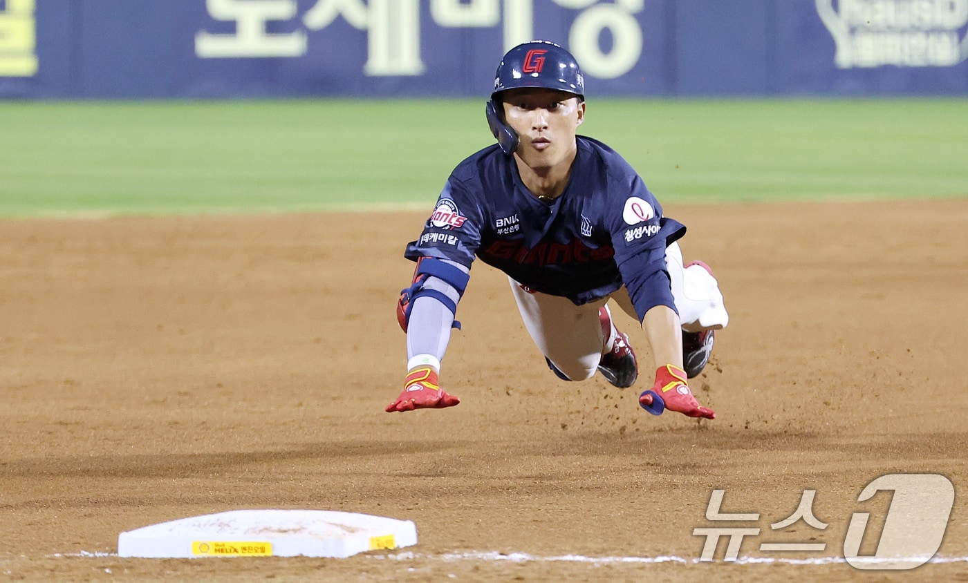 롯데 자이언츠 내야수 노진혁. 2025.8.21/뉴스1 ⓒ News1 김성진 기자