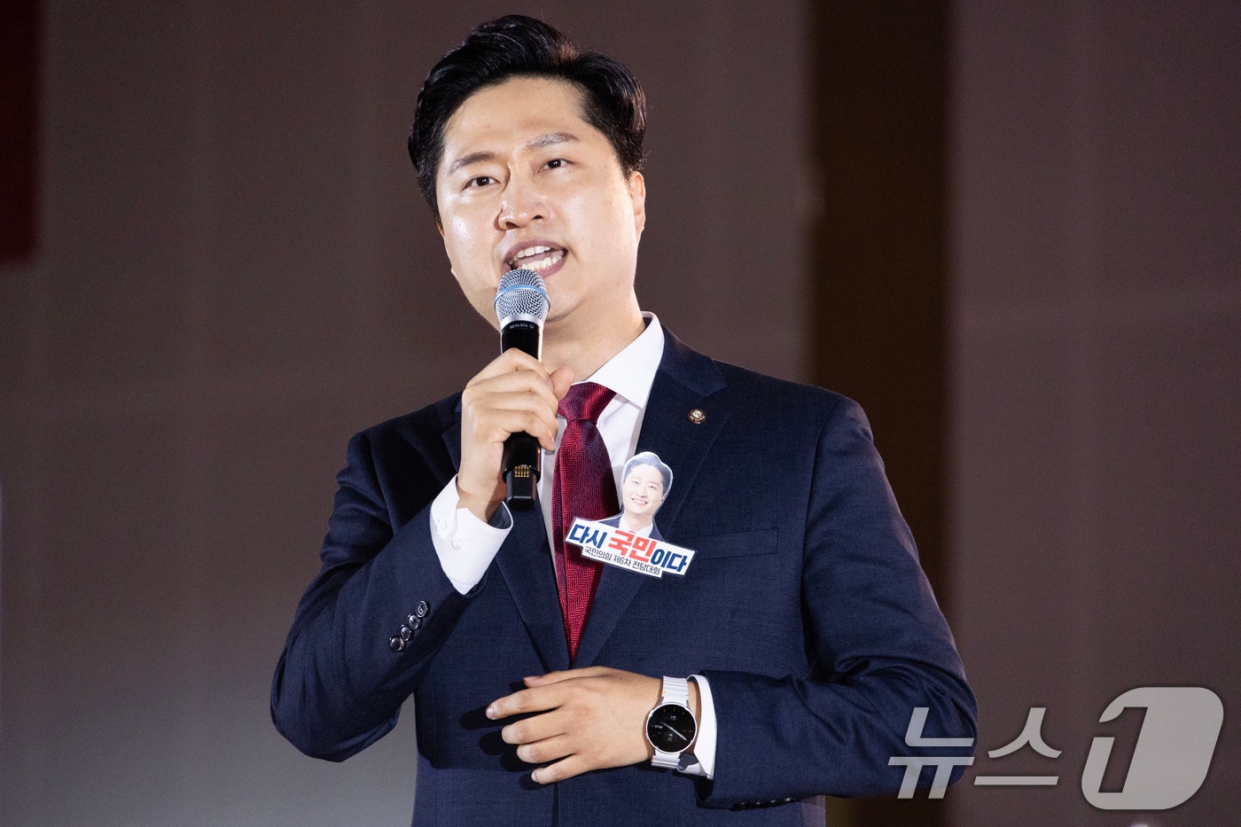 우재준 국민의힘 청년 최고위원 후보가 22일 오후 충북 청주시 오스코에서 열린 제6차 전당대회에서 비전발표를 하고 있다. &#40;공동취재&#41; 2025.8.22/뉴스1 ⓒ News1 신웅수 기자