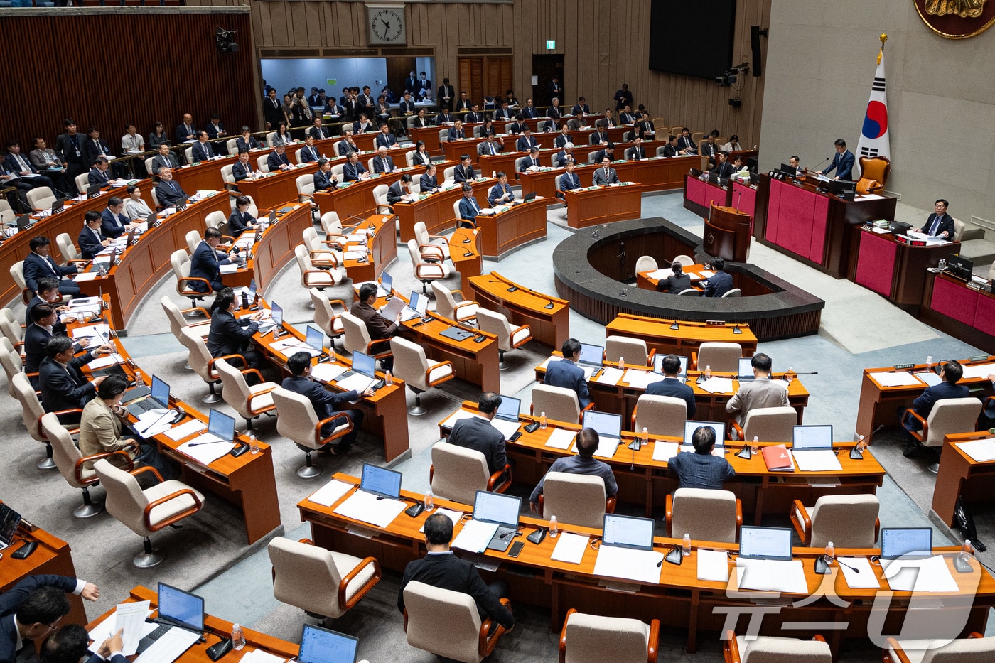 지난 25일 서울 여의도 국회에서 열린 제428회 국회&#40;임시회&#41; 예산결산특별위원회 제1차 전체회의. 2025.8.25/뉴스1 ⓒ News1 유승관 기자