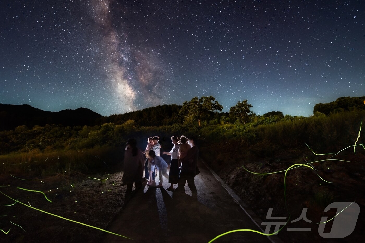 영양군은 오는 30일 영양 국제밤하늘보호공원에서 ‘2025년 별빛 반딧불이 체험 축제’를 연다.(영양군 제공,재판매 및 DB 금지) ⓒ News1 김대벽기자
