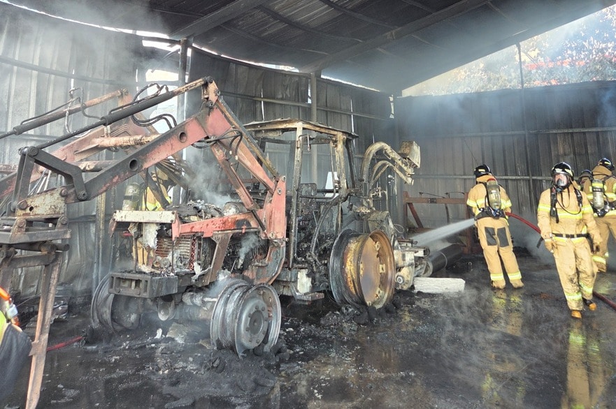 세종시 연서면 농기계 창고 화재. (세종소방본부 제공. 재판매 및 DB금지)