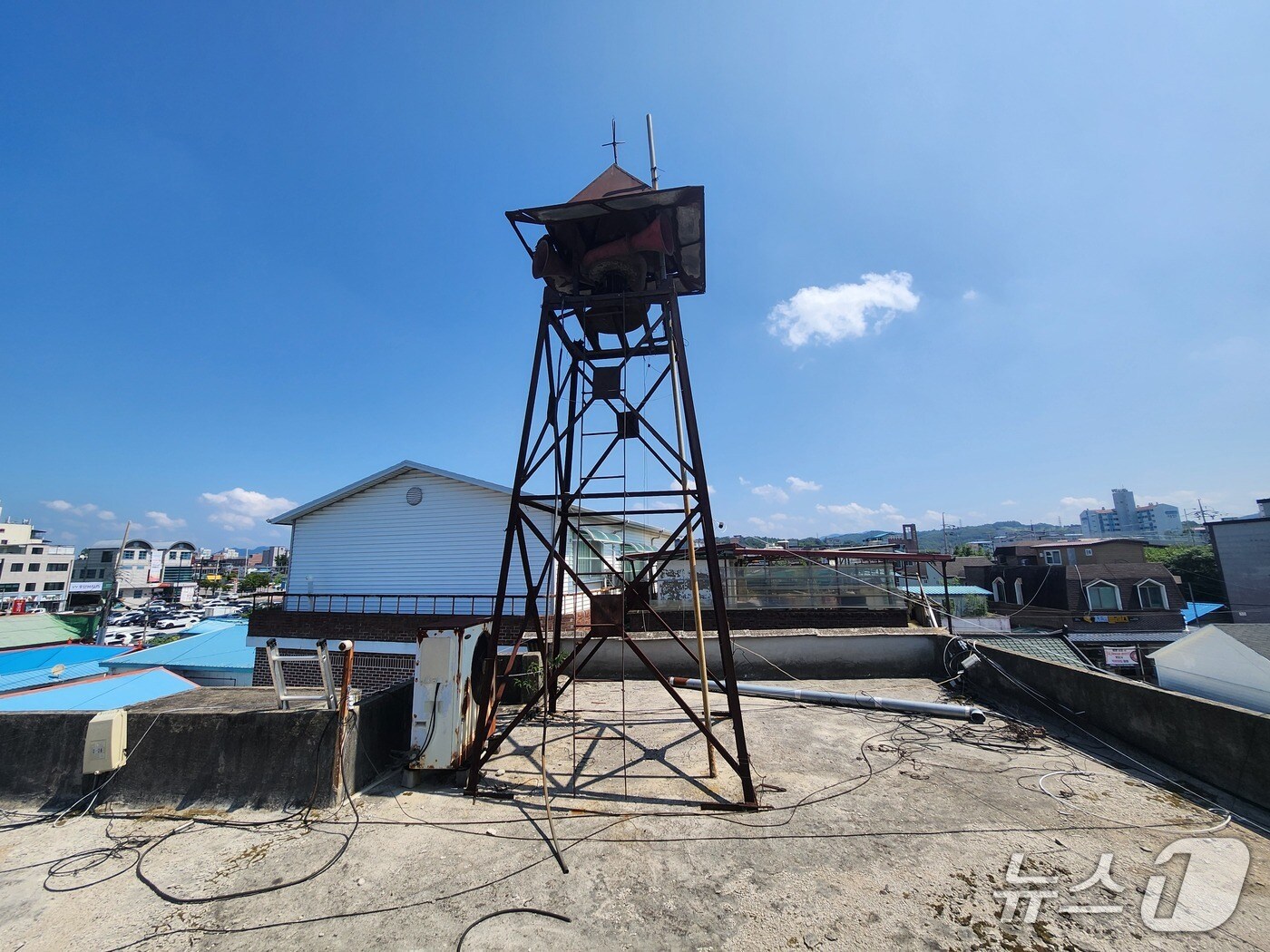 연천군이 향토 유산으로 지정한 '전곡리 소방 사이렌탑' (연천군 제공, 재판매 및 DB금지)