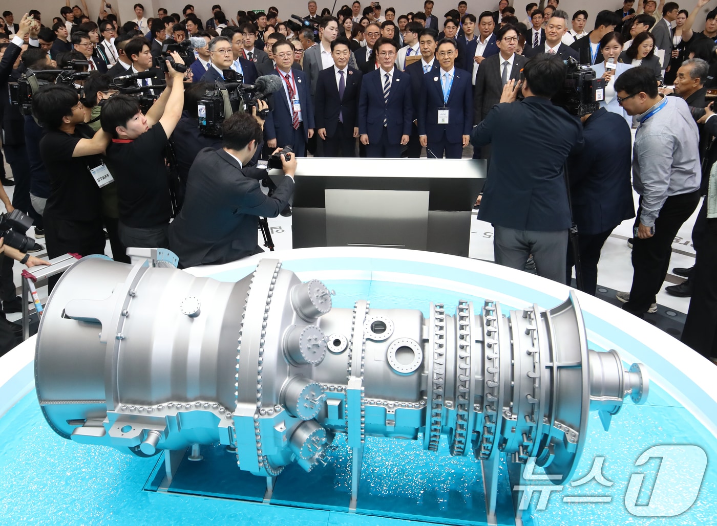 "AI가 이끄는 에너지혁명"...기후산업박람회에서 본 미래 전환[르포] - 뉴스 썸네일 이미지