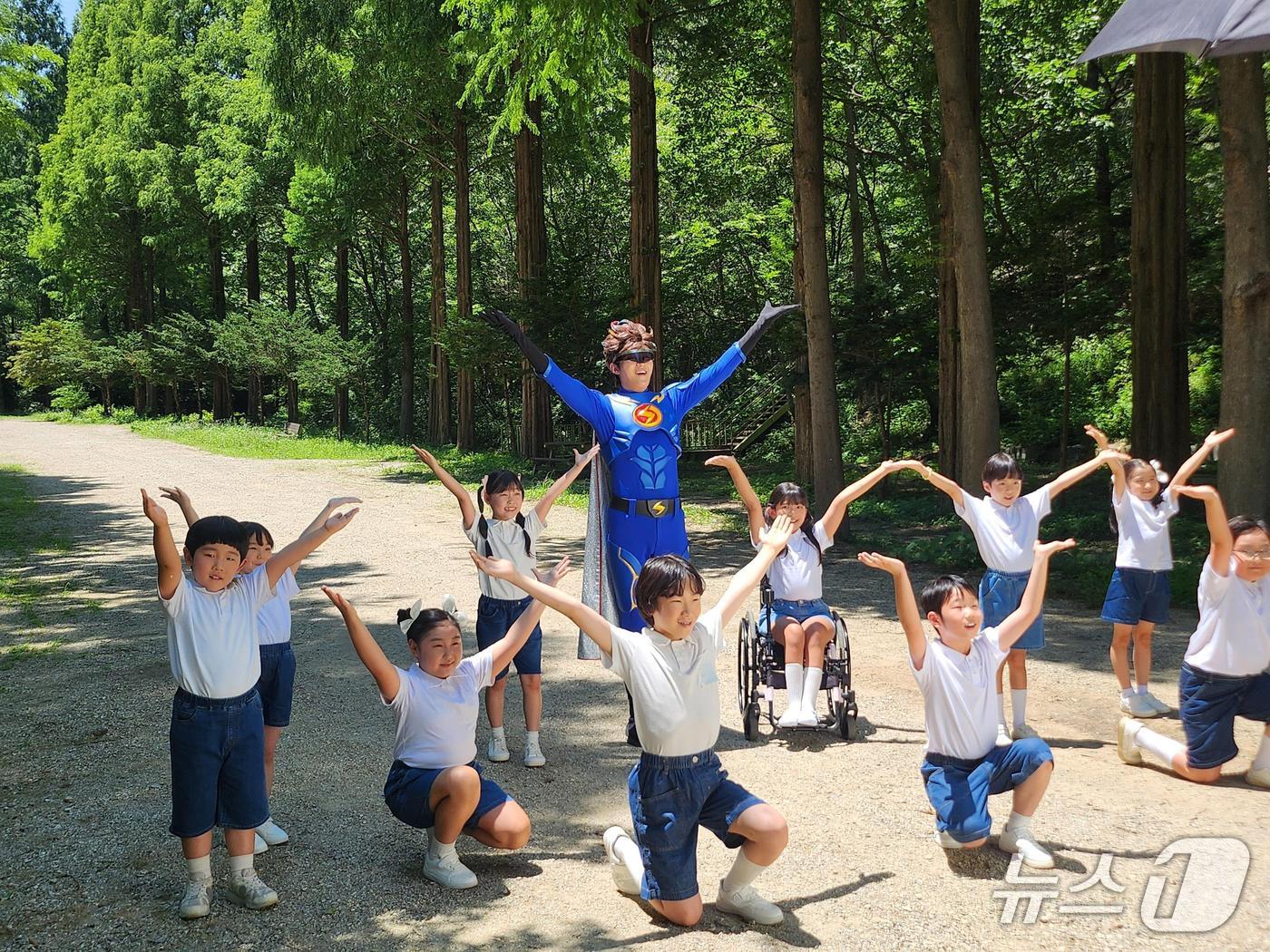 번개맨 촬영 장면(논산시 제공.재판매 및 DB금지)/뉴스1