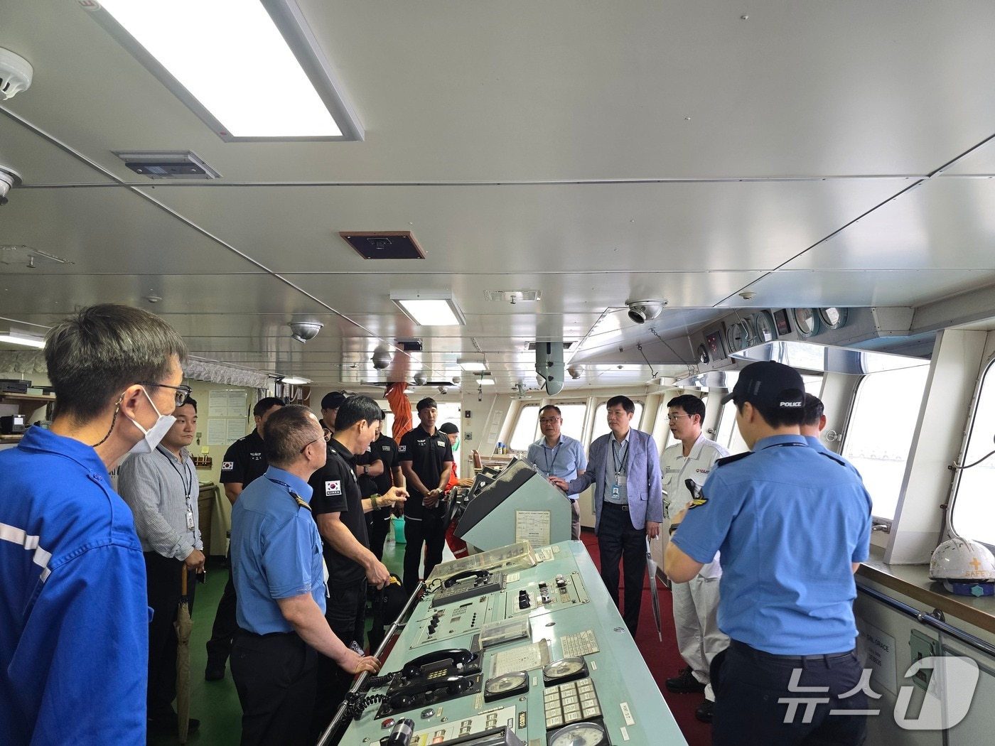 속초해경, 외항 카페리선 현장 적응 훈련.&#40;속초해경 제공, 재판매 및 DB 금지&#41; 2025.8.27/뉴스1