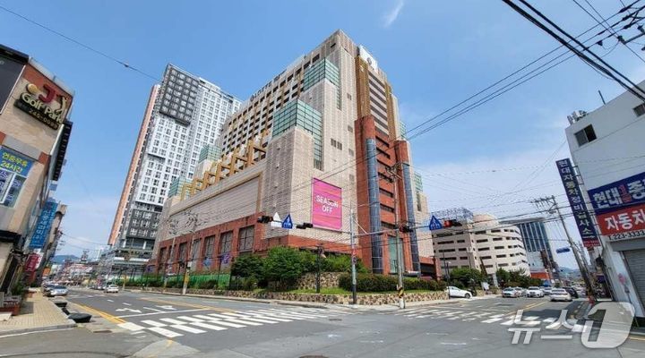  옛 롯데백화점 마산점 (부동산플래닛 제공)