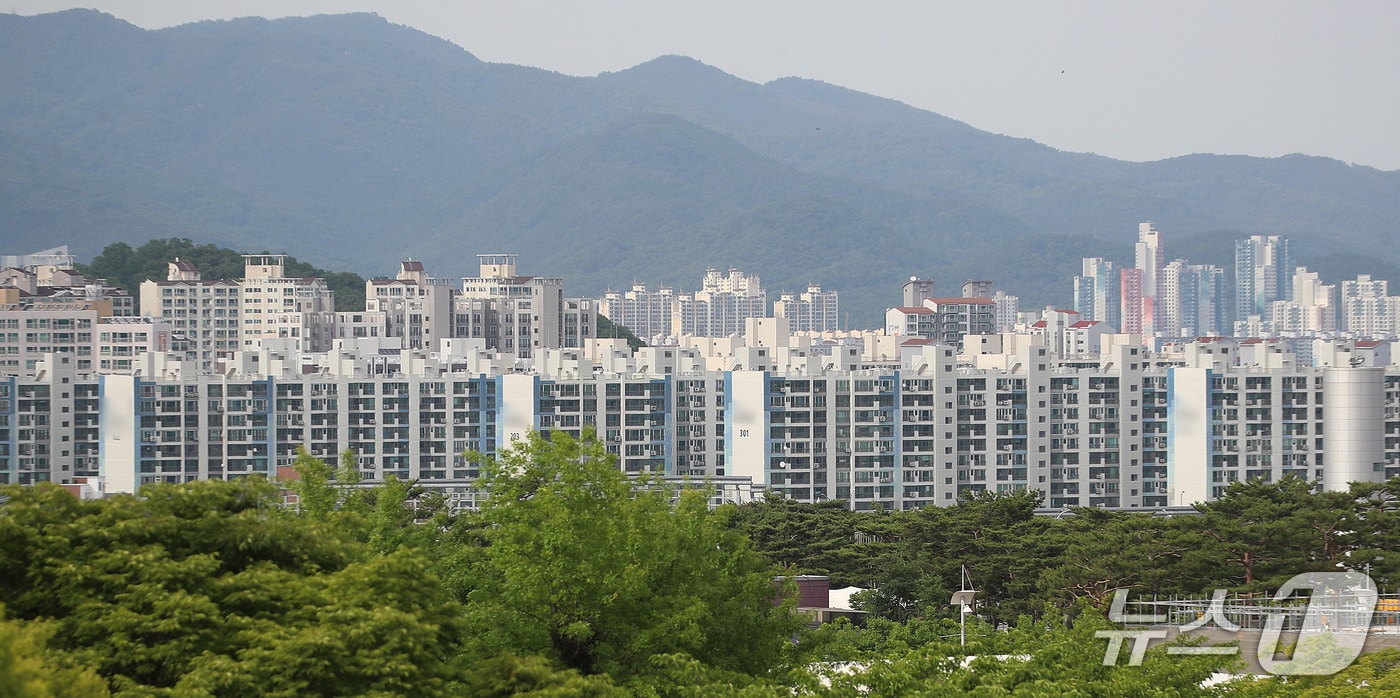 대구의 아파트 분양권 전매가 3개월 연속 증가하며 200건대를 유지했다. 사진은 대구 도심 전경.&#40;사진은 기사 내용과 무관함&#41; ⓒ News1 DB