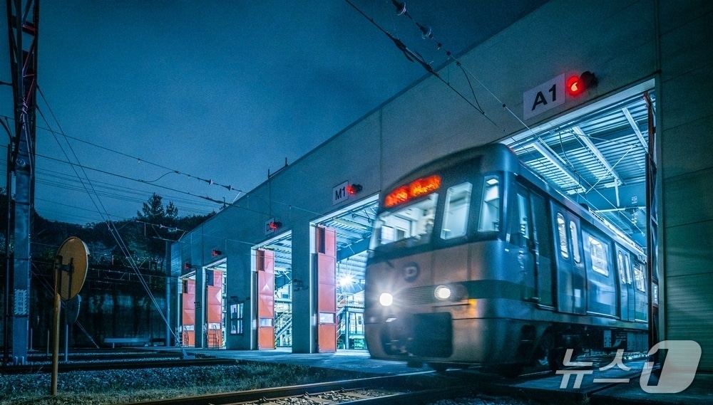 대전교통공사 도시철도 판암차량기지 출발 모습.(대전교통공사 제공. 재판매 및 DB금지)/뉴스1