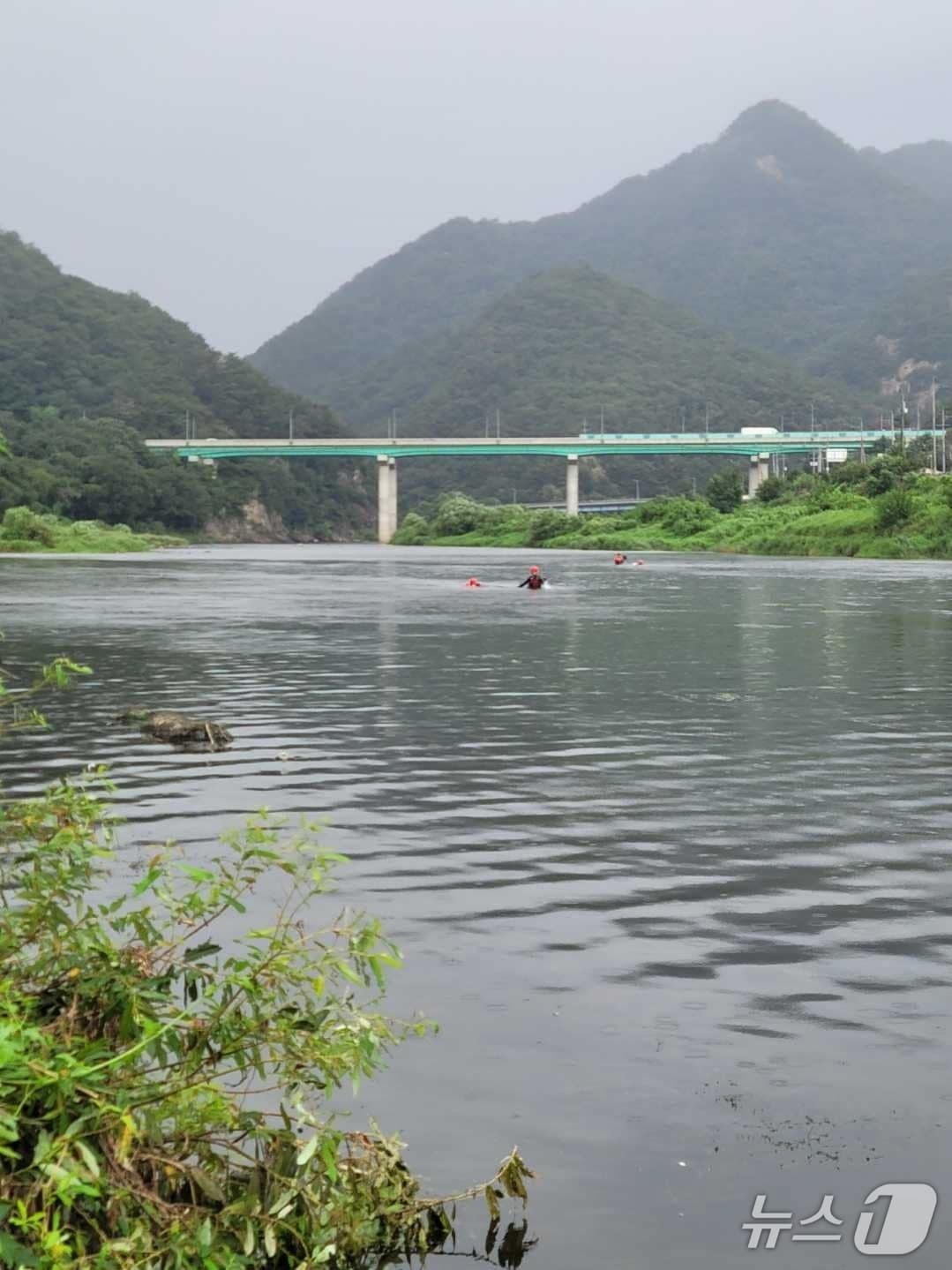 강원 원주 지정면 월송리 섬강 사고 현장.(강원도소방본부 제공, 재판매 및 DB금지)