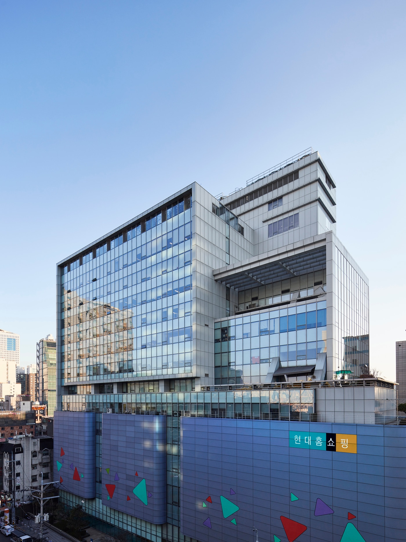 현대홈쇼핑, 2분기 영업익 9.9%↓…