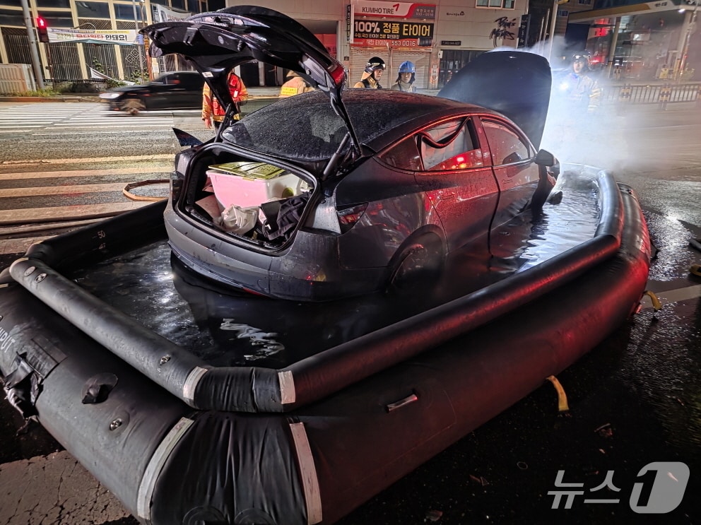 사고현장(인천소방본부 제공.재판매 및 DB금지)