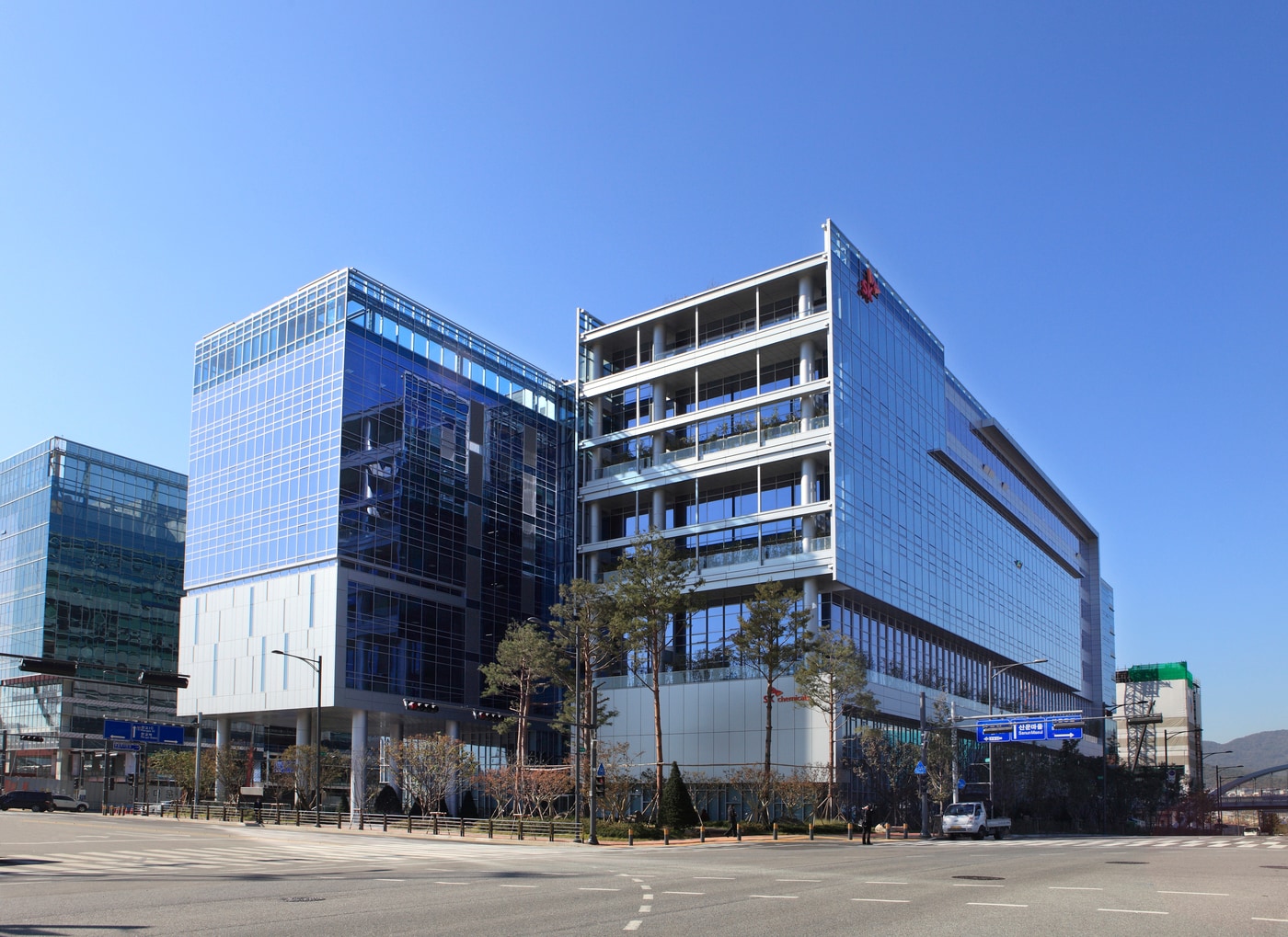 "환경 규제가 기회"...SK케미칼, 2030년 영업익 3200억 청사진 제시 - 뉴스 썸네일 이미지