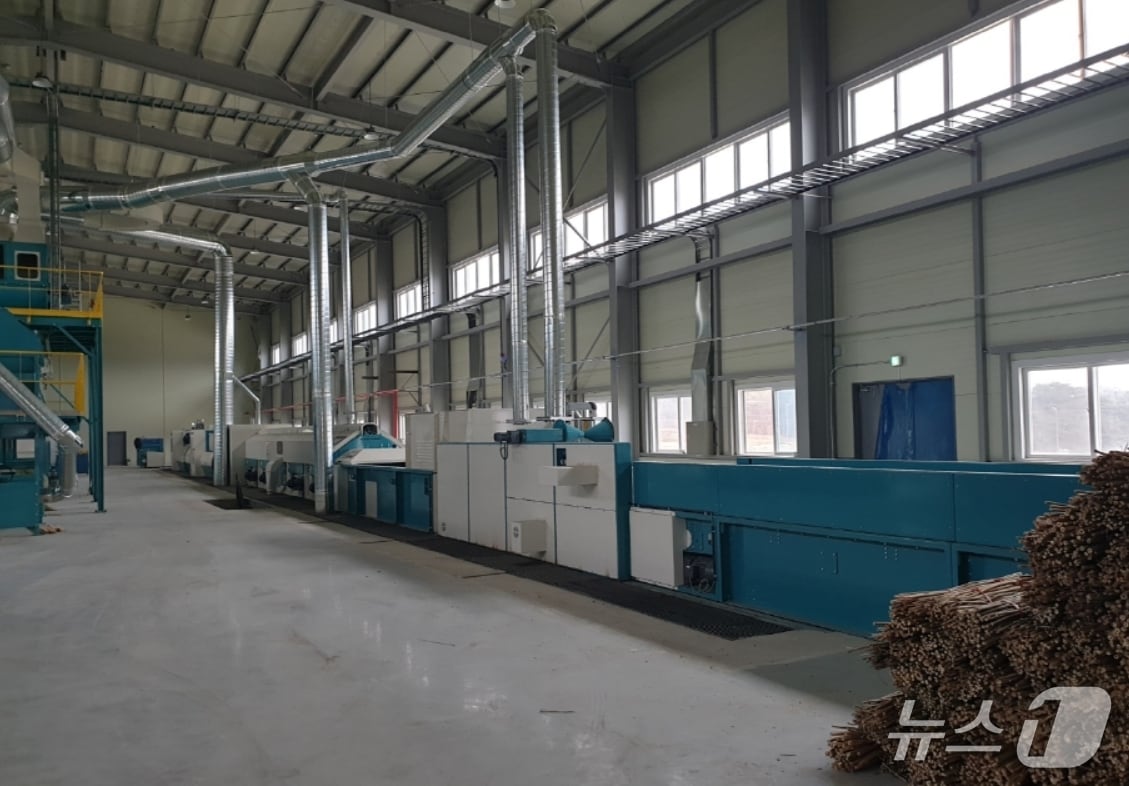 다이텍연구원 한국친환경융합소재센터가 대마 분리공정 대량 처리를 위한 기술사업화지원사업에 선정됐다. 사진은 대마 분리 장비 모습.(다이텍연구원 제공. 재판매 및 DB 금지)