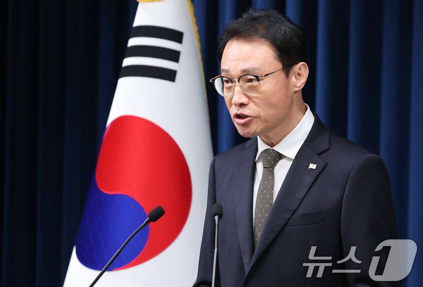 이규연 홍보소통수석이 10일 서울 용산 대통령실 청사에서 이재명 정부 출범 100일 기자회견 관련 브리핑을 하고 있다. 2025.9.10/뉴스1 ⓒ News1 허경 기자