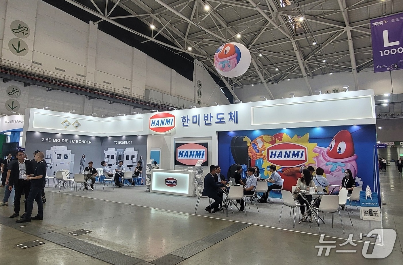 한미반도체 '세미콘 타이완 2025' 부스(한미반도체 제공)