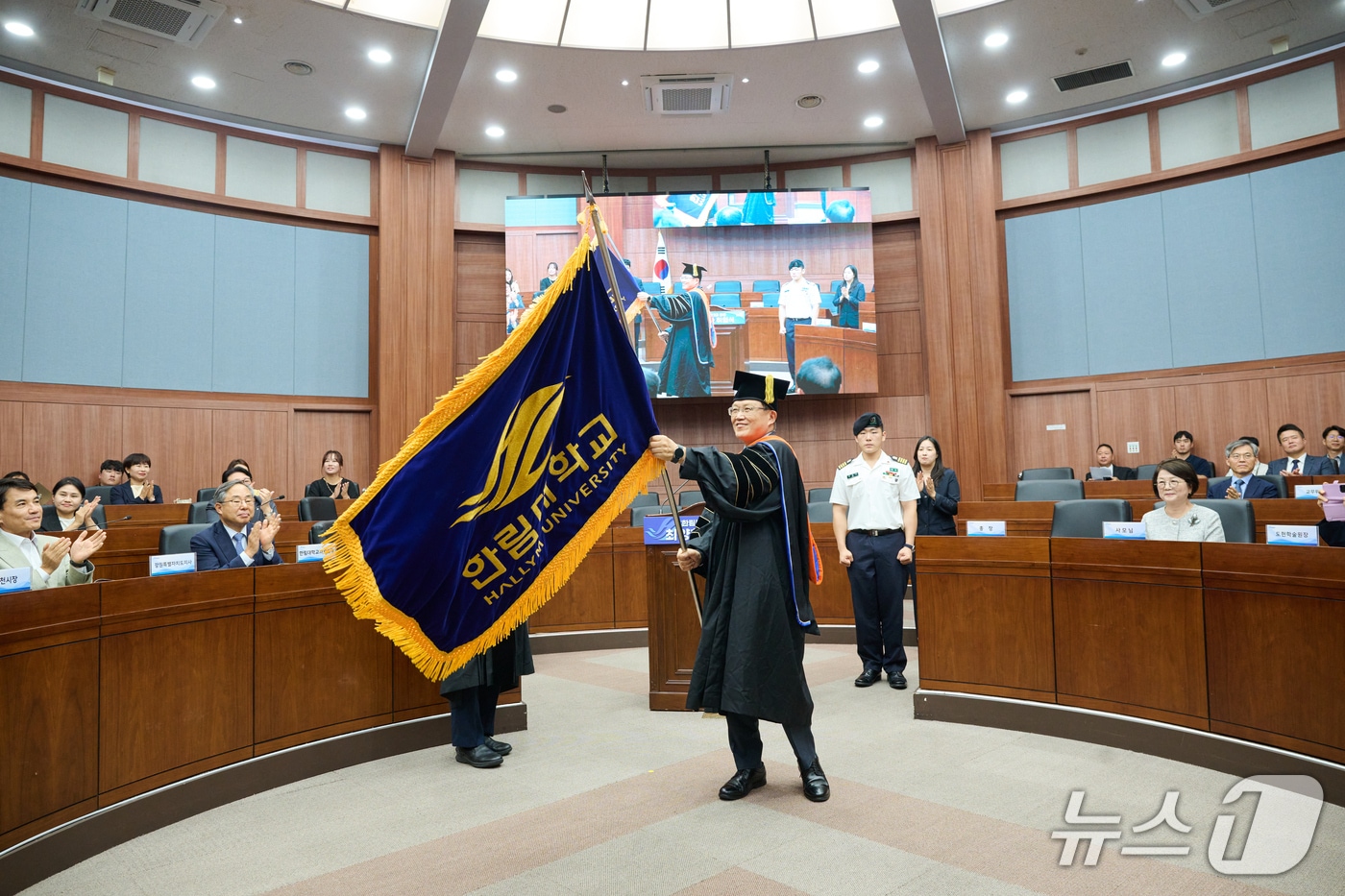 제12대 한림대 총장에 취임한 최양희 총장.(한림대 제공, 재판매 및 DB금지)