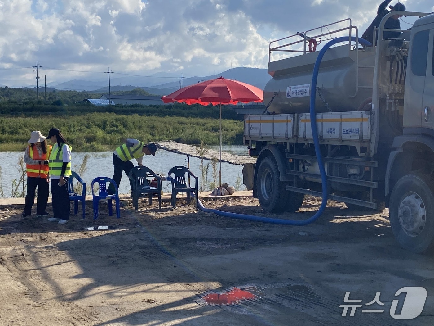 강릉 가뭄현장 취수지원.(강원도 제공. 재판매 및 DB금지)/뉴스1