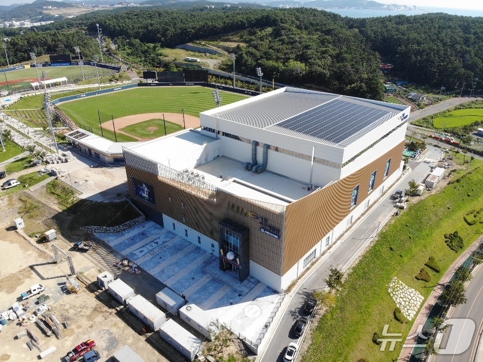 기장야구테마파크에 들어선 야구체험관 및 실내야구연습장 전경.(기장군 제공. 재판매 및 DB금지)