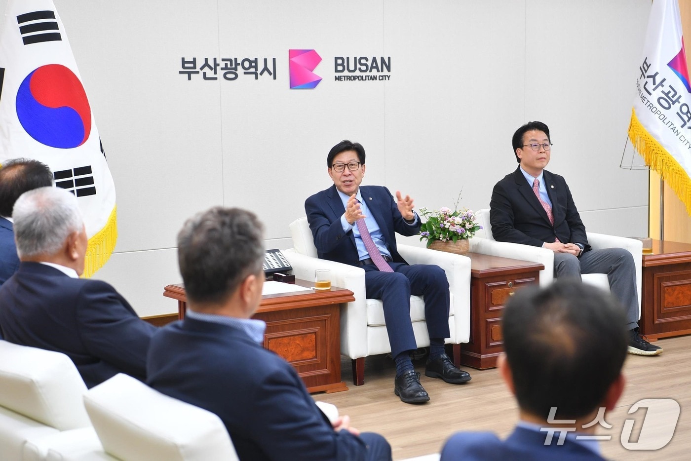 매주 1회 정례 협의회 장면.(부산시 제공. 재판매 및 DB금지)