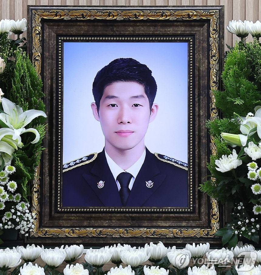 대전대가 故 의인 이재석 경사(대전대 경찰학과 10학번)의 숭고한 희생정신을 기리고자 교내 인문사회관에 분향소를 마련했다.(대전대 제공.재판매 및 DB 금지)/뉴스1