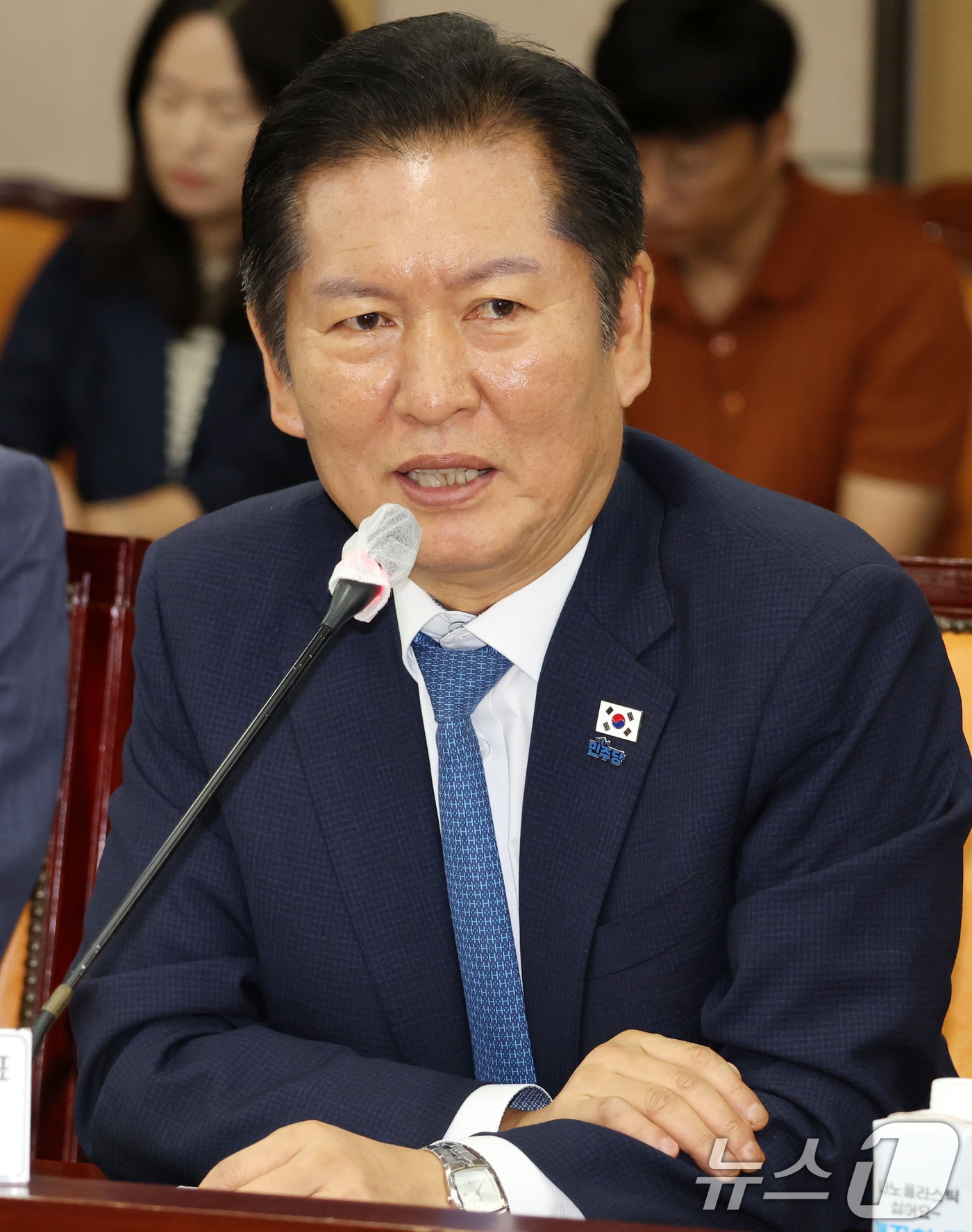 정청래 더불어민주당 대표가 16일 전북 전주시 전북특별자치도청에서 열린 &#39;더불어민주당-전북특별자치도 예산정책협의회&#39;에 참석해 인사말을 하고 있다. 2025.9.16/뉴스1 ⓒ News1 유경석 기자