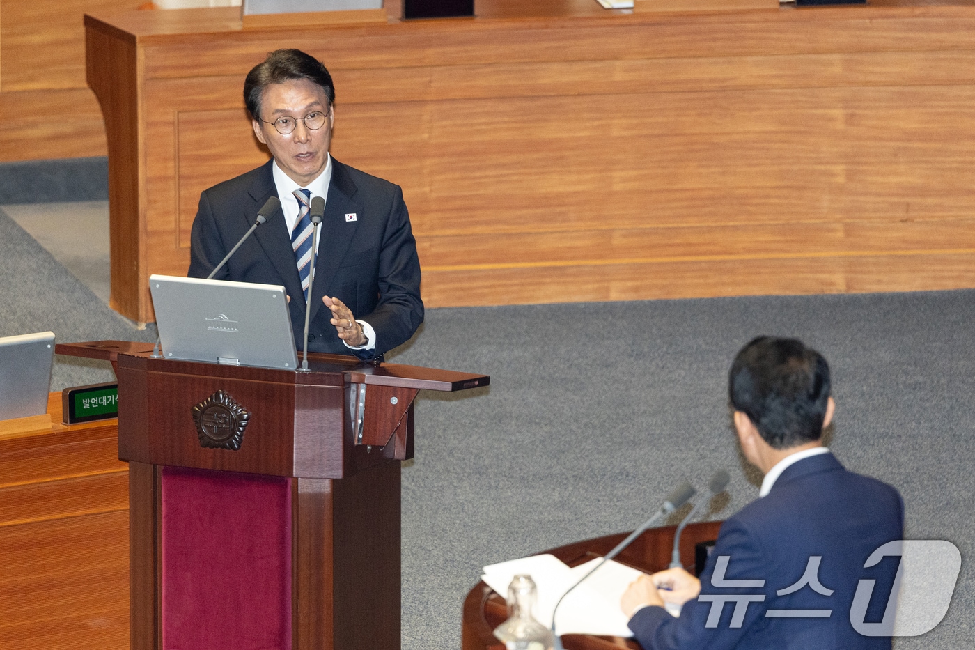 김민석 국무총리가 17일 서울 여의도 국회에서 열린 제429회 국회(정기회) 제7차 본회의 경제에 관한 대정부 질문에 답변하고 있다. 2025.9.17/뉴스1 ⓒ News1 이승배 기자
