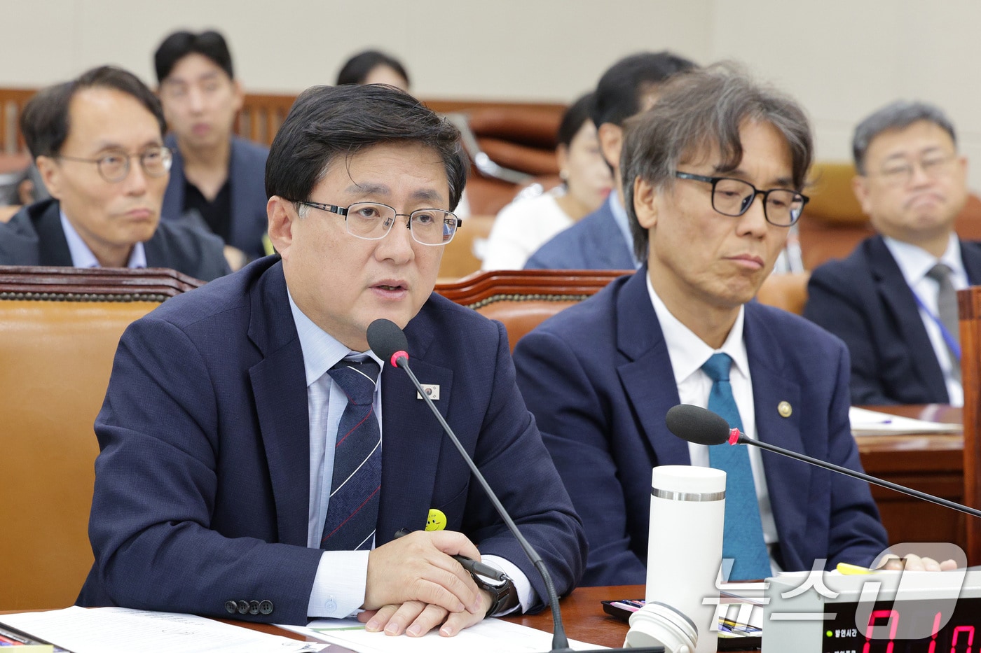 김성환 환경부 장관이 서울 여의도 국회에서 열린 환경노동위원회 전체회의에서 의원 질의에 답변하고 있다. 2025.9.19/뉴스1 ⓒ News1 신웅수 기자