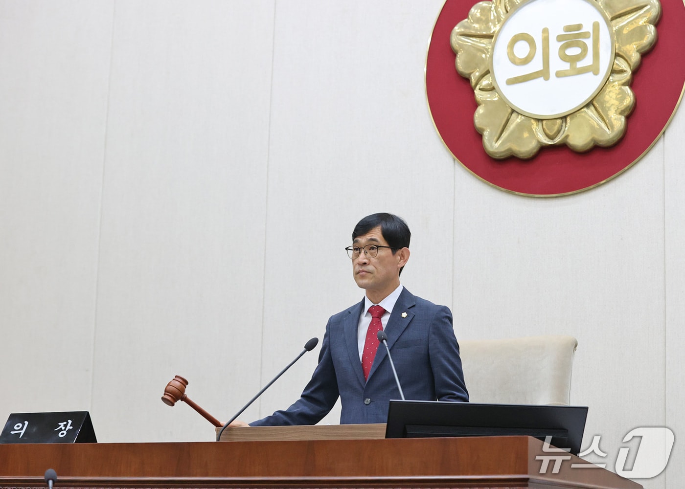 조용기 강원 원주시의회 의장이 지난 1일 시의회 본회의장에서 제259회 시의회 임시회를 운영하는 모습. (원주시의회 제공. 재판매 및 DB금지) 2025.9.1/뉴스1