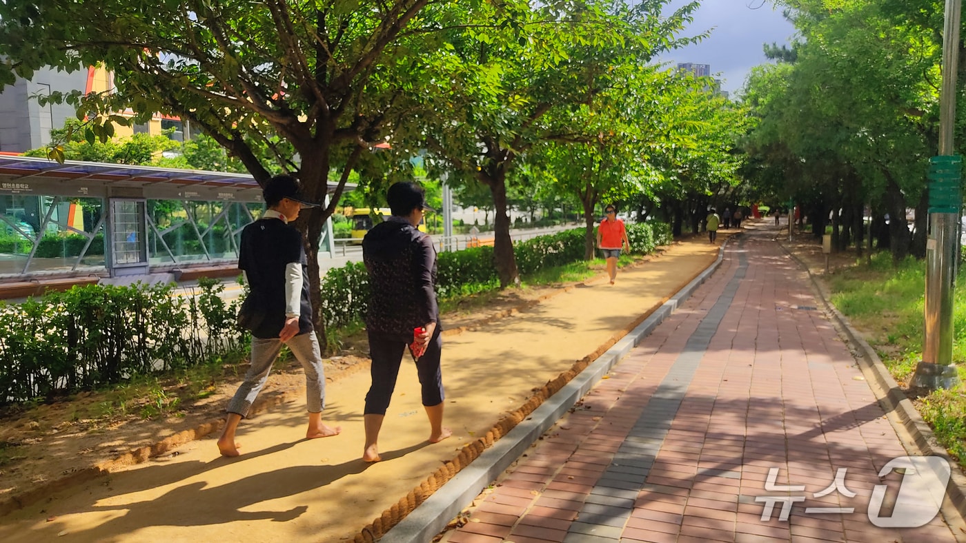 맨발걷기길(인천 계양구 제공.재판매 및 DB금지)