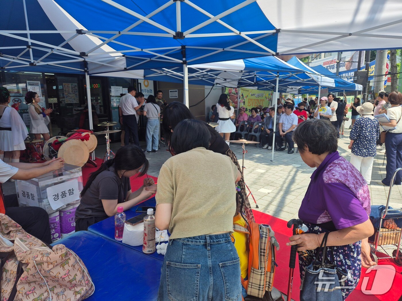 골목형상점가 마케팅 모습.(광주 북구 제공. 재판매 및 DB 금지)