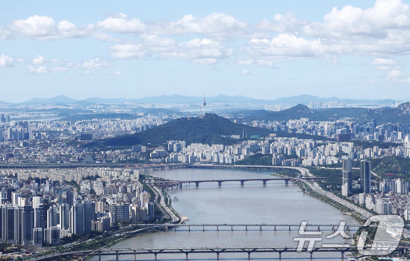 맑은 가을 하늘. /뉴스1 ⓒ News1 김민지 기자