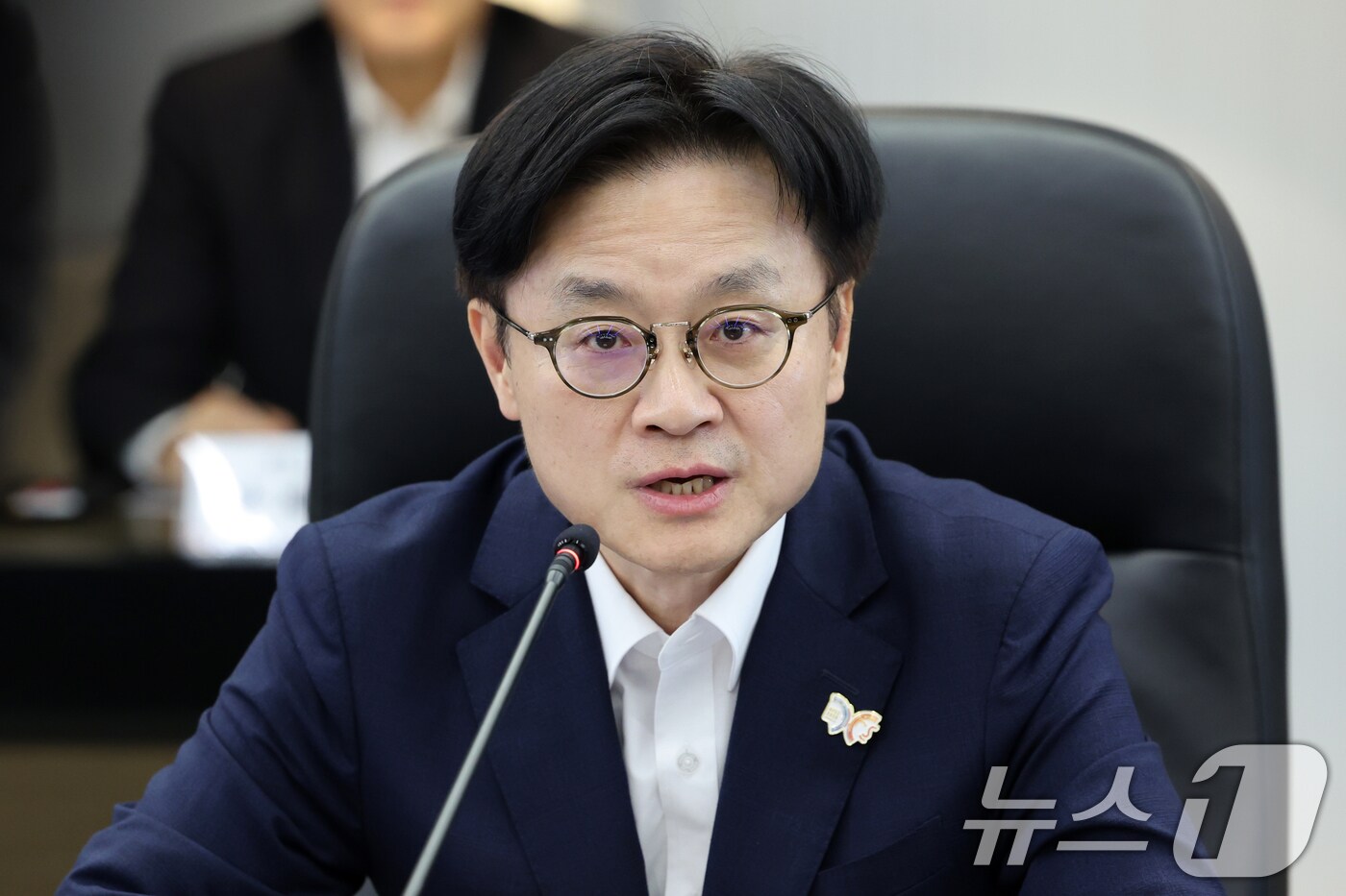 김정관 산업통상자원부 장관이 22일 오후 서울 서초구 대한무역투자진흥공사(KOTRA) 대회의실에서 열린 '철강·알루미늄 파생상품 기업 간담회'에서 모두발언을 하고 있다. 2025.9.22/뉴스1 ⓒ News1 황기선 기자