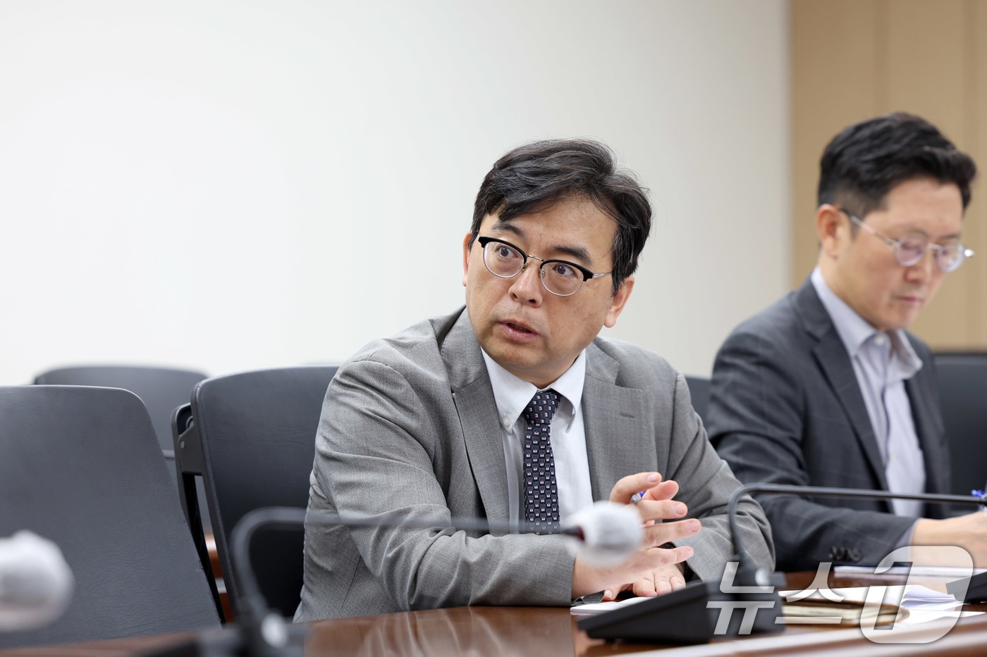 박정성 산업통상자원부 무역투자실장이 22일 정부세종청사 산업부 회의실에서 열린 '2025년 9월 수출동향 점검회의'를 주재하고 있다. (산업통상자원부 제공. 재판매 및 DB 금지) 2025.9.22/뉴스1